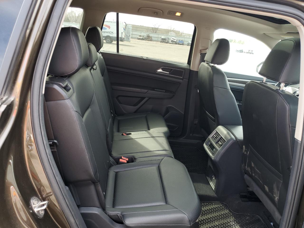 2019 Volkswagen Atlas - Image 11
