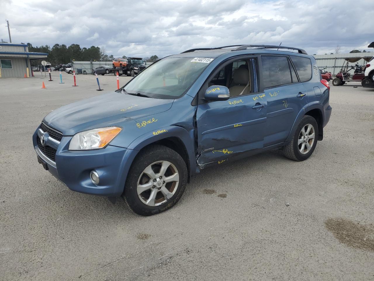 2012 Toyota RAV 4 - Image 1