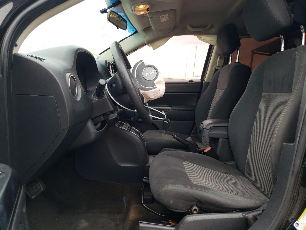 2014 Jeep Compass - Image 7