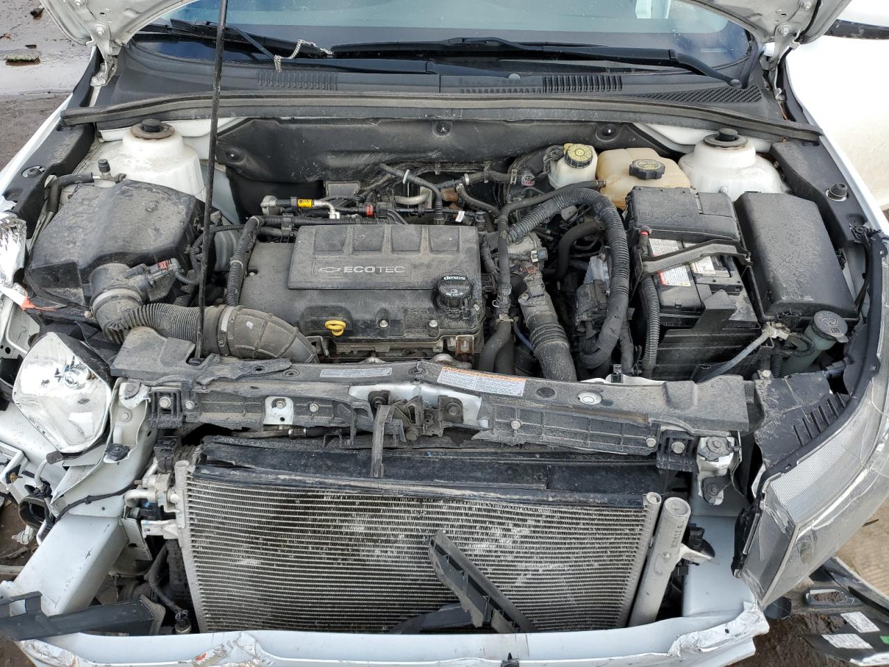 2016 Chevrolet Cruze - Image 12