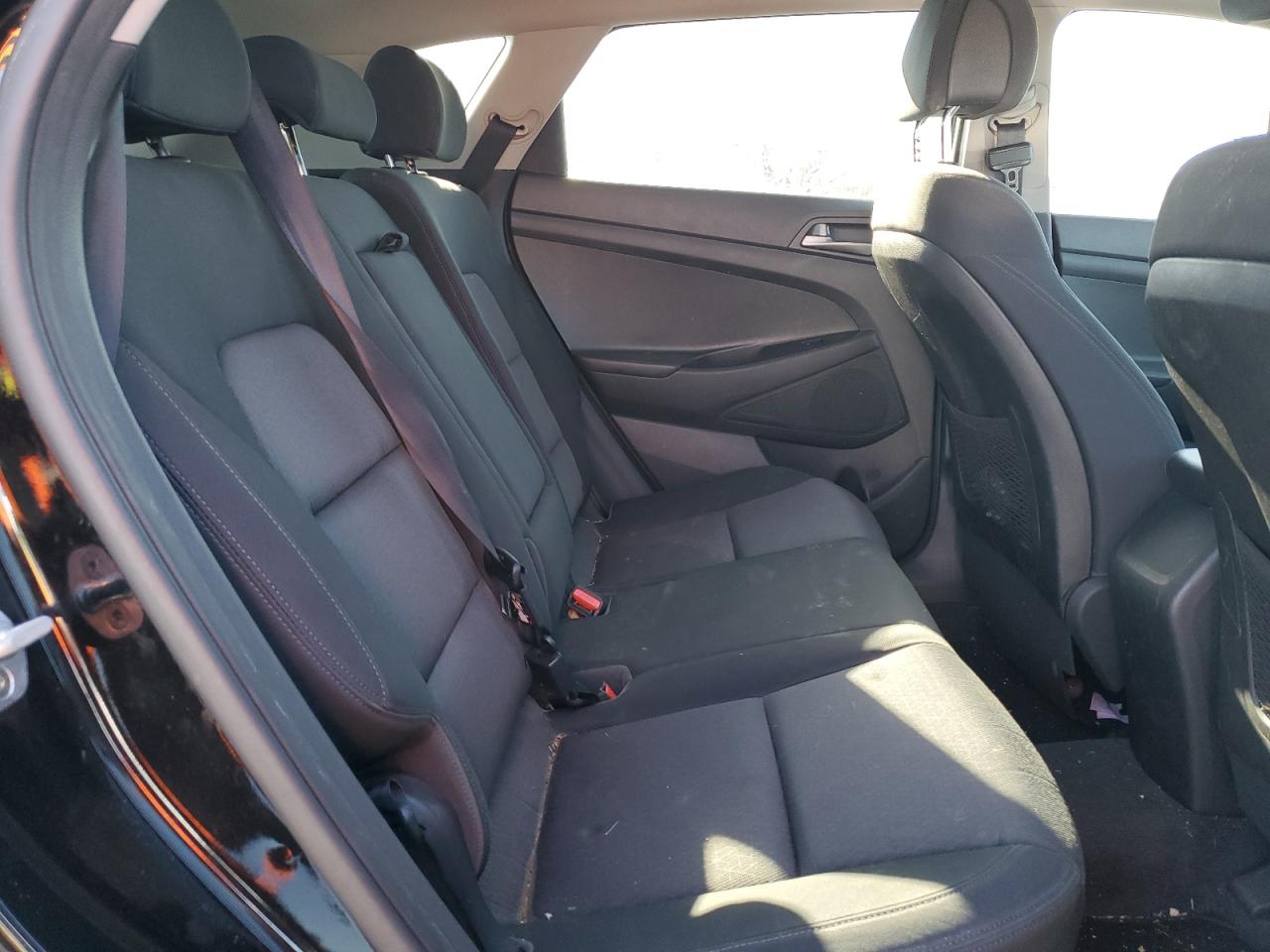 2017 Hyundai Tucson - Image 11