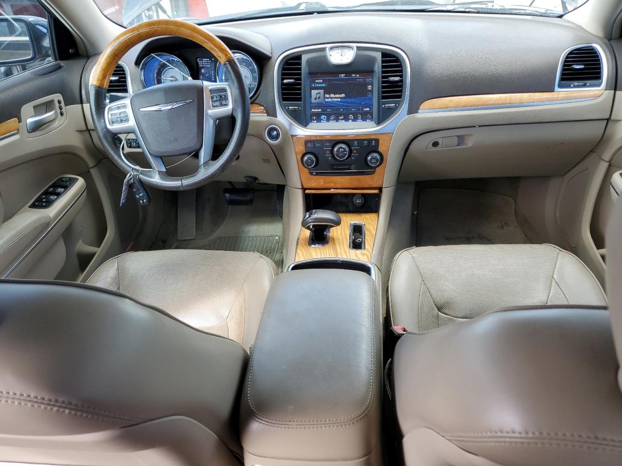 2013 Chrysler 300 - Image 8
