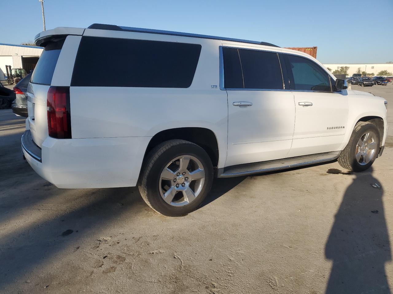 2015 Chevrolet Suburban - Image 3