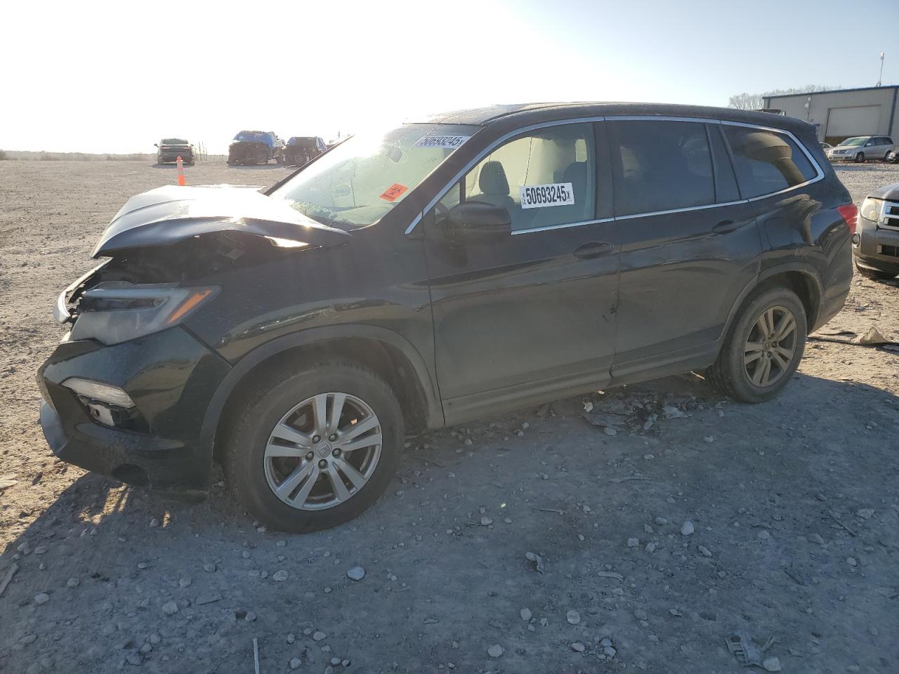 2016 Honda Pilot Lx продається в Wayland, MI - Front End
