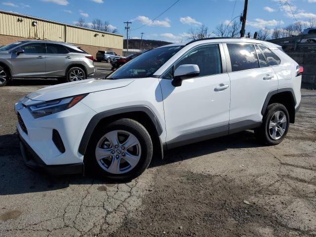 TOYOTA RAV4 XLE 2025