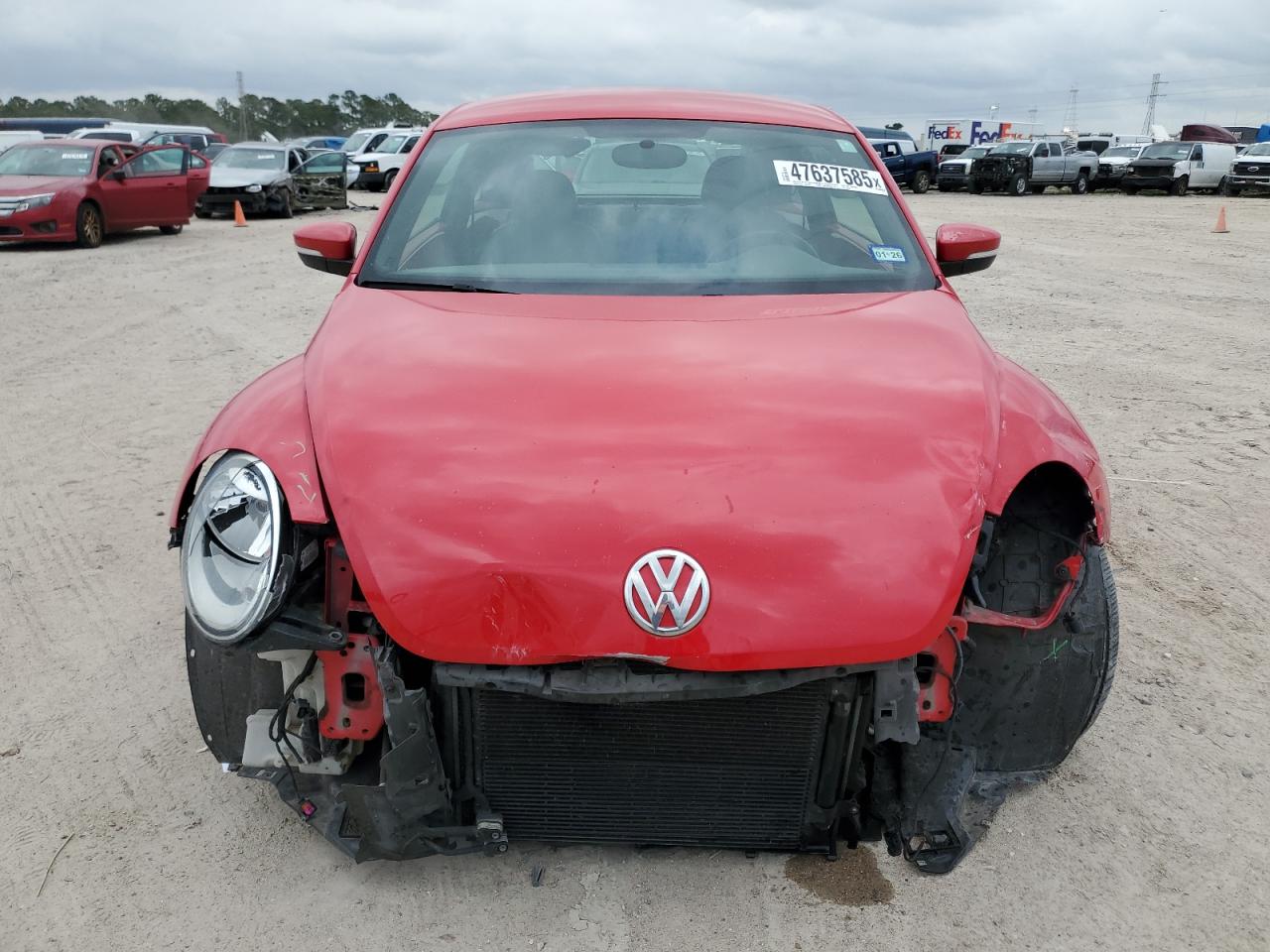 2014 Volkswagen Beetle - Image 5