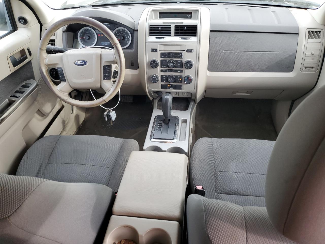 2009 Ford Escape - Image 8