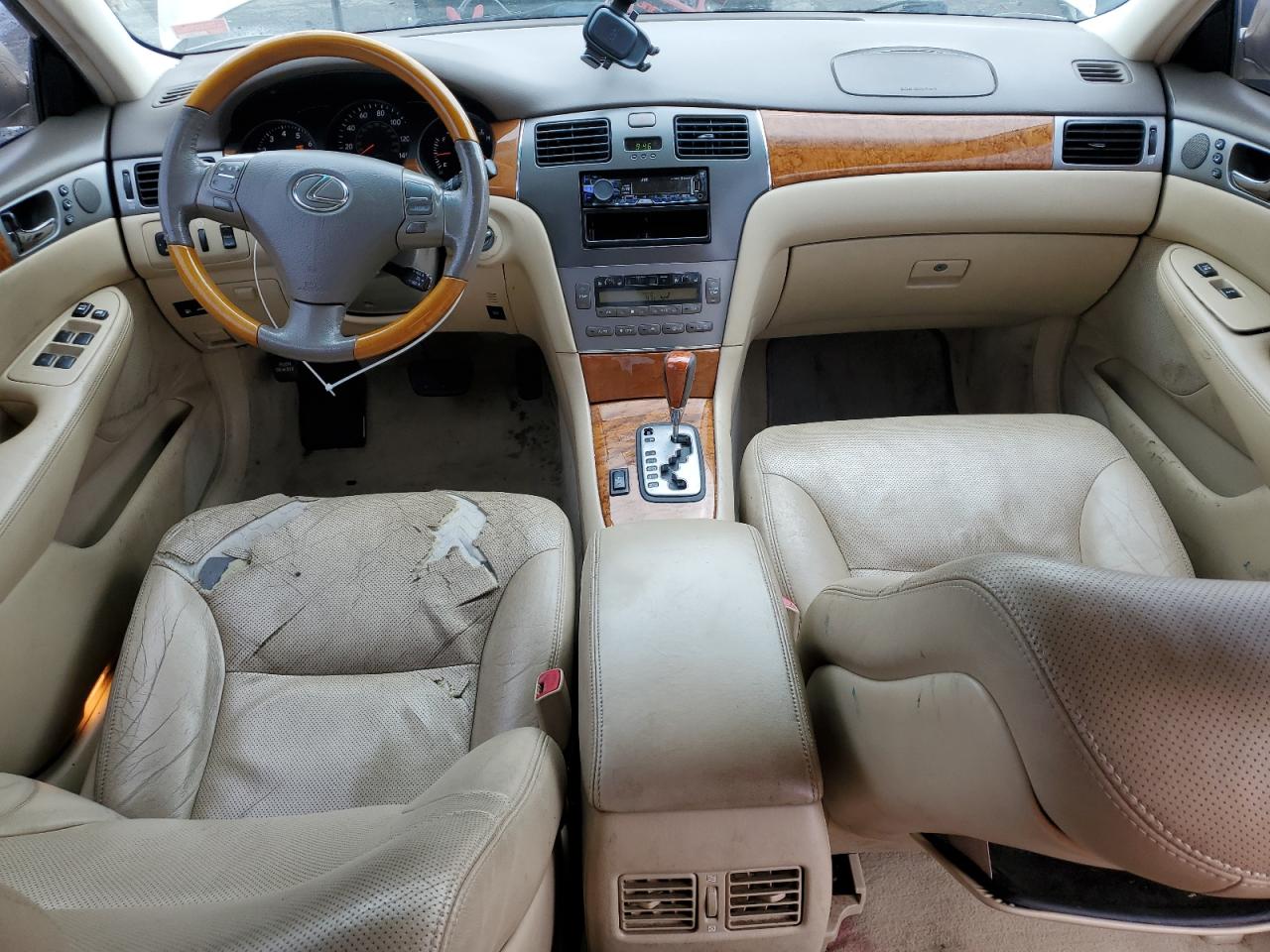 2005 Lexus ES - Image 8