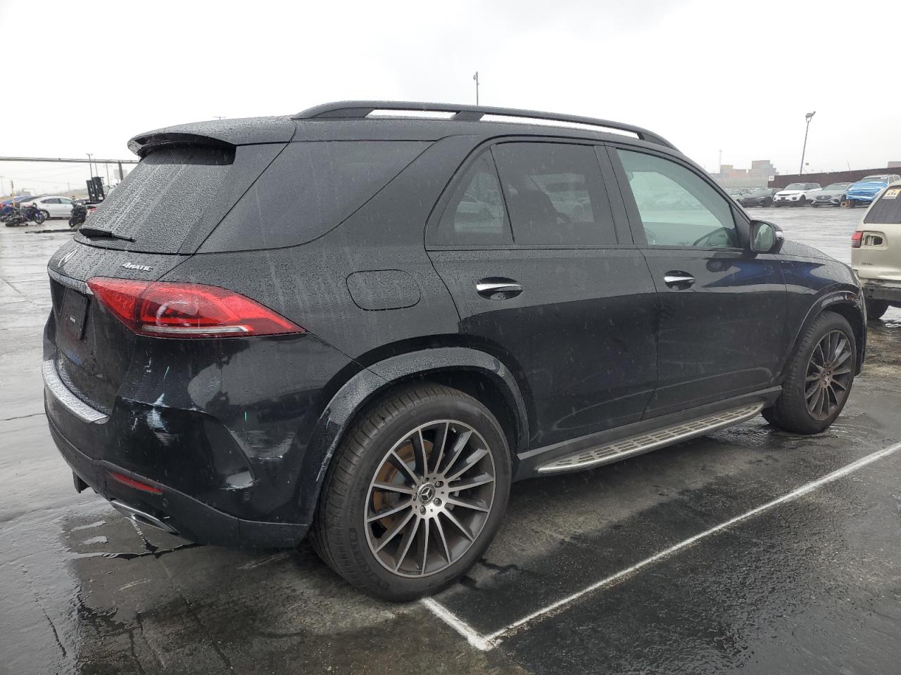 2020 Mercedes-Benz GLE - Image 3
