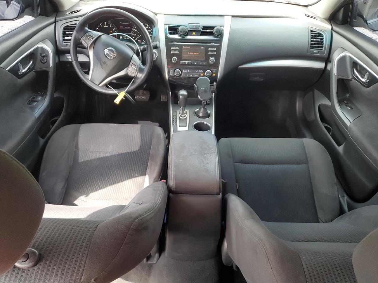 2015 Nissan Altima - Image 8