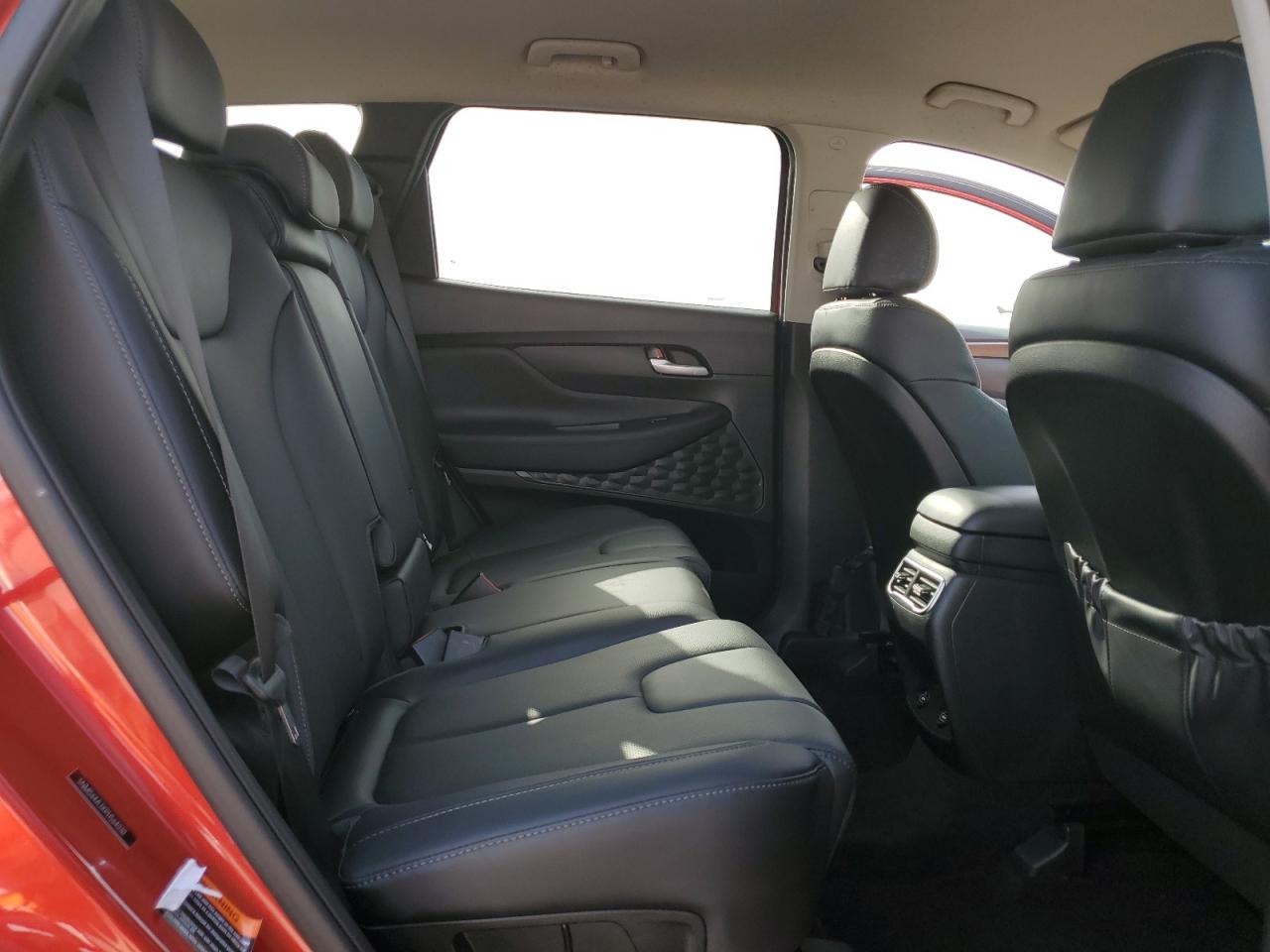 2023 Hyundai Santa Fe - Image 12