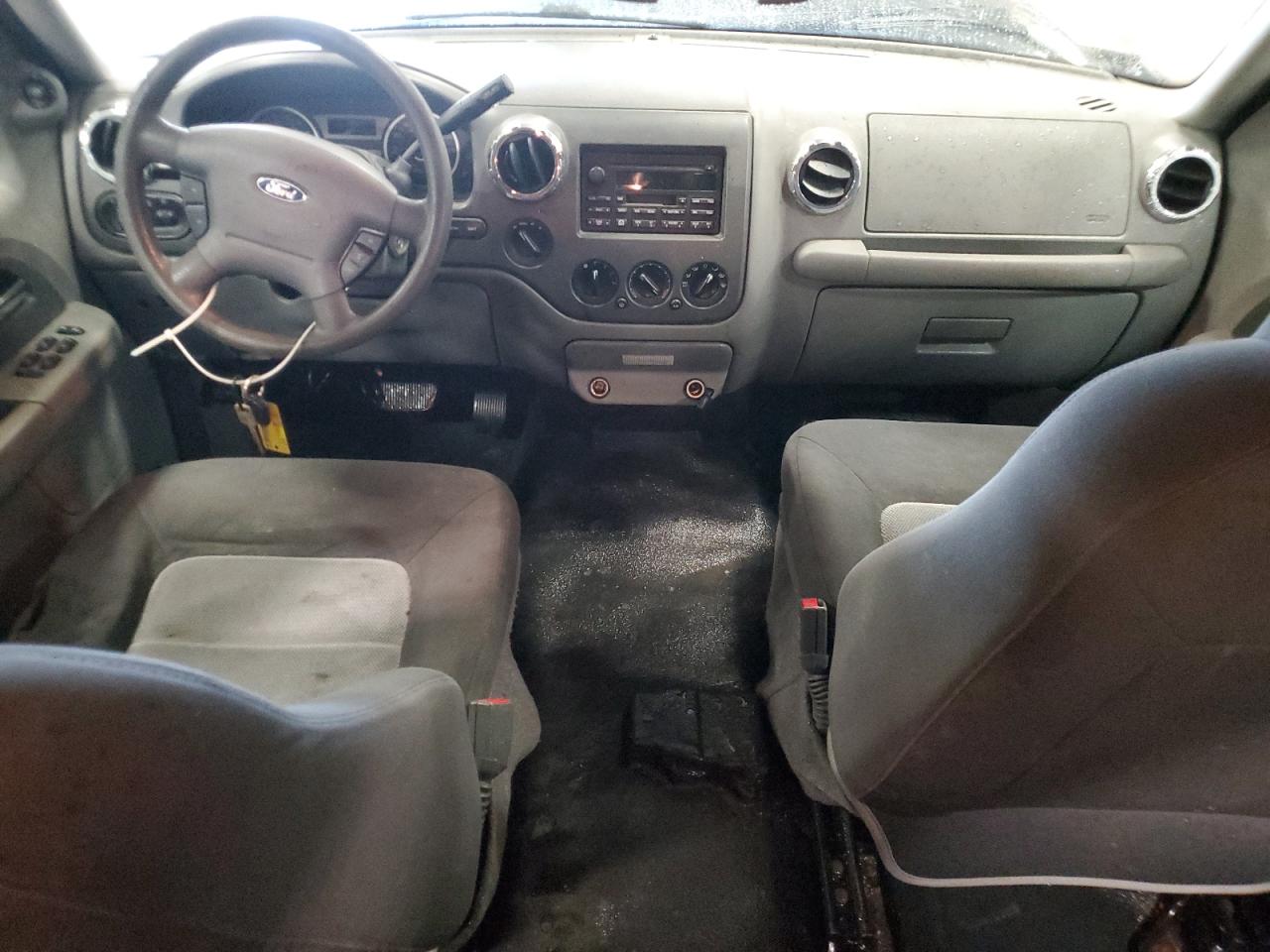 2006 Ford Expedition - Image 8