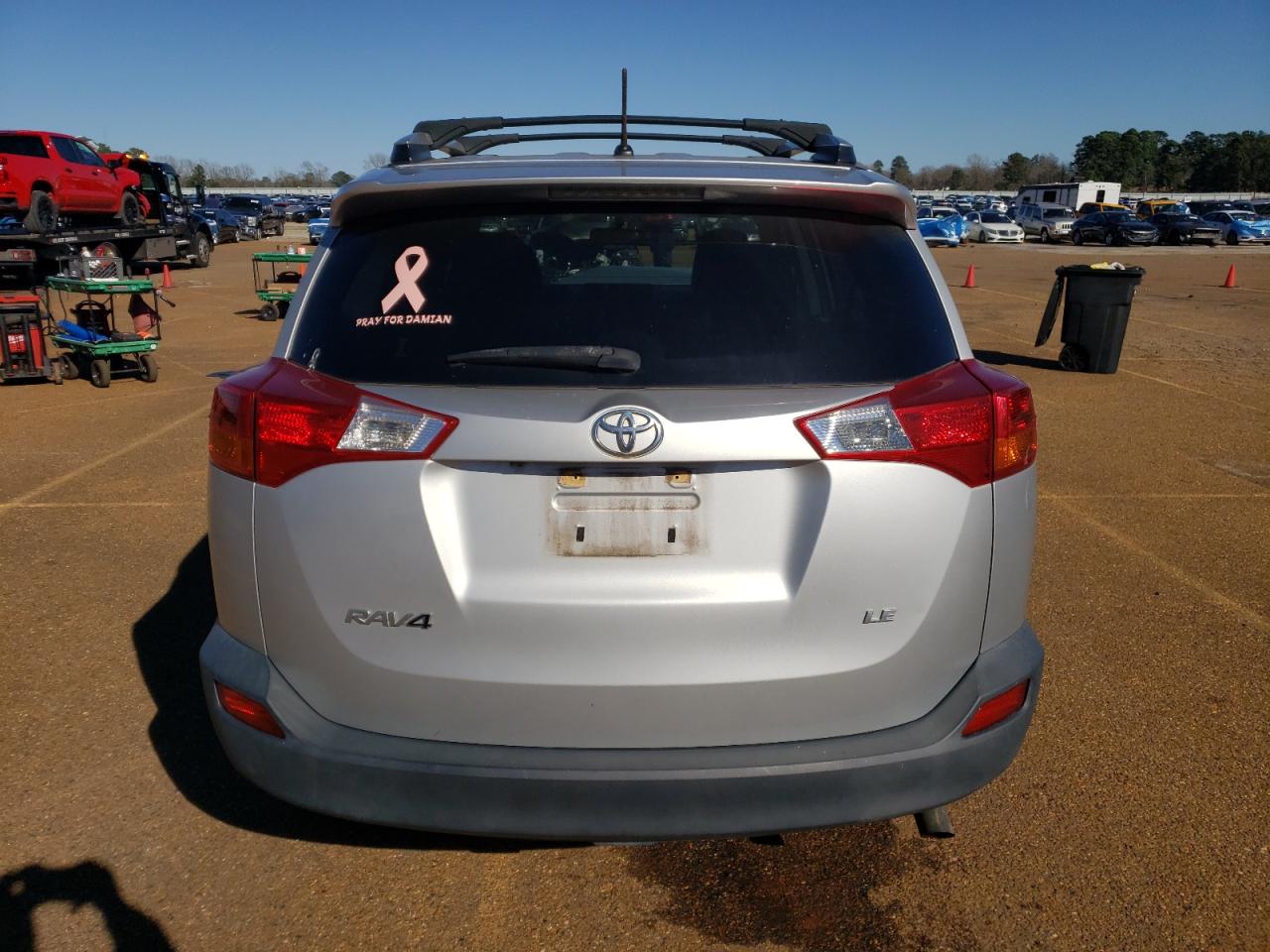 2015 Toyota RAV 4 - Image 6