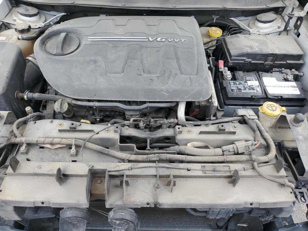 2015 Jeep Cherokee - Image 12