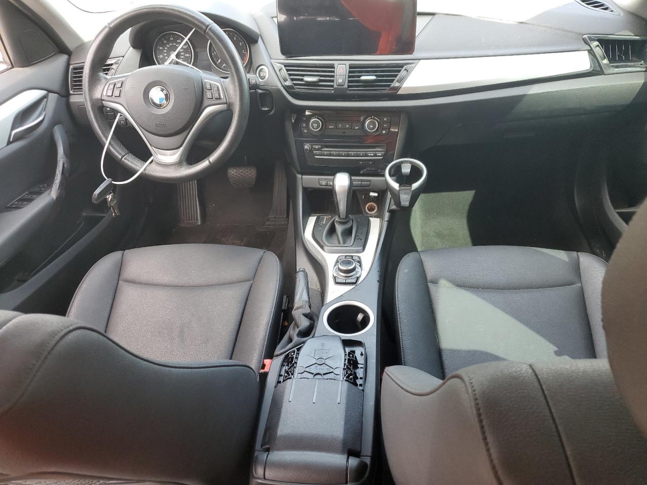 2015 BMW X1 - Image 8