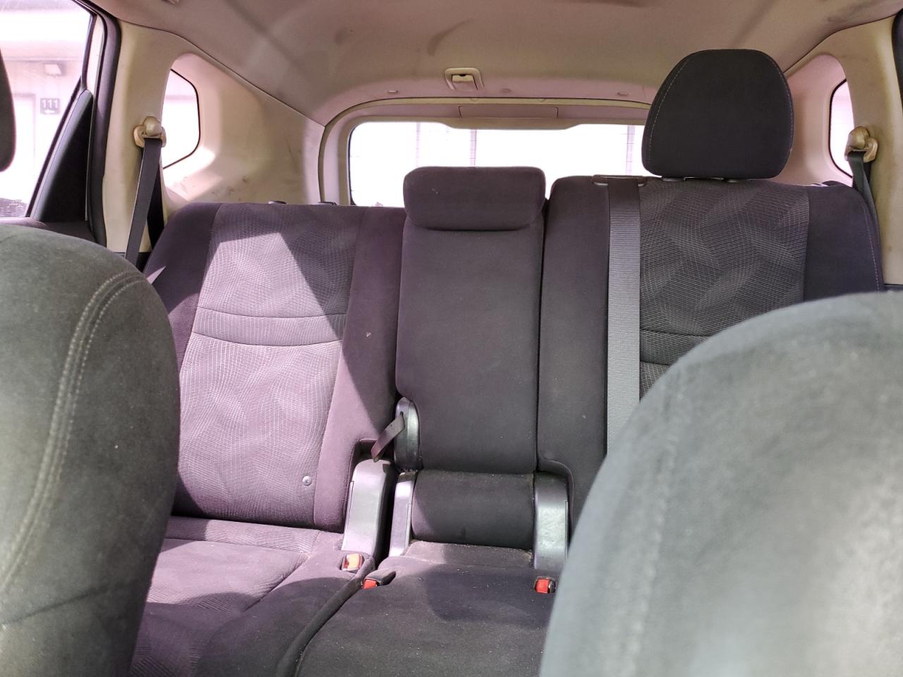 2015 Nissan Rogue - Image 10