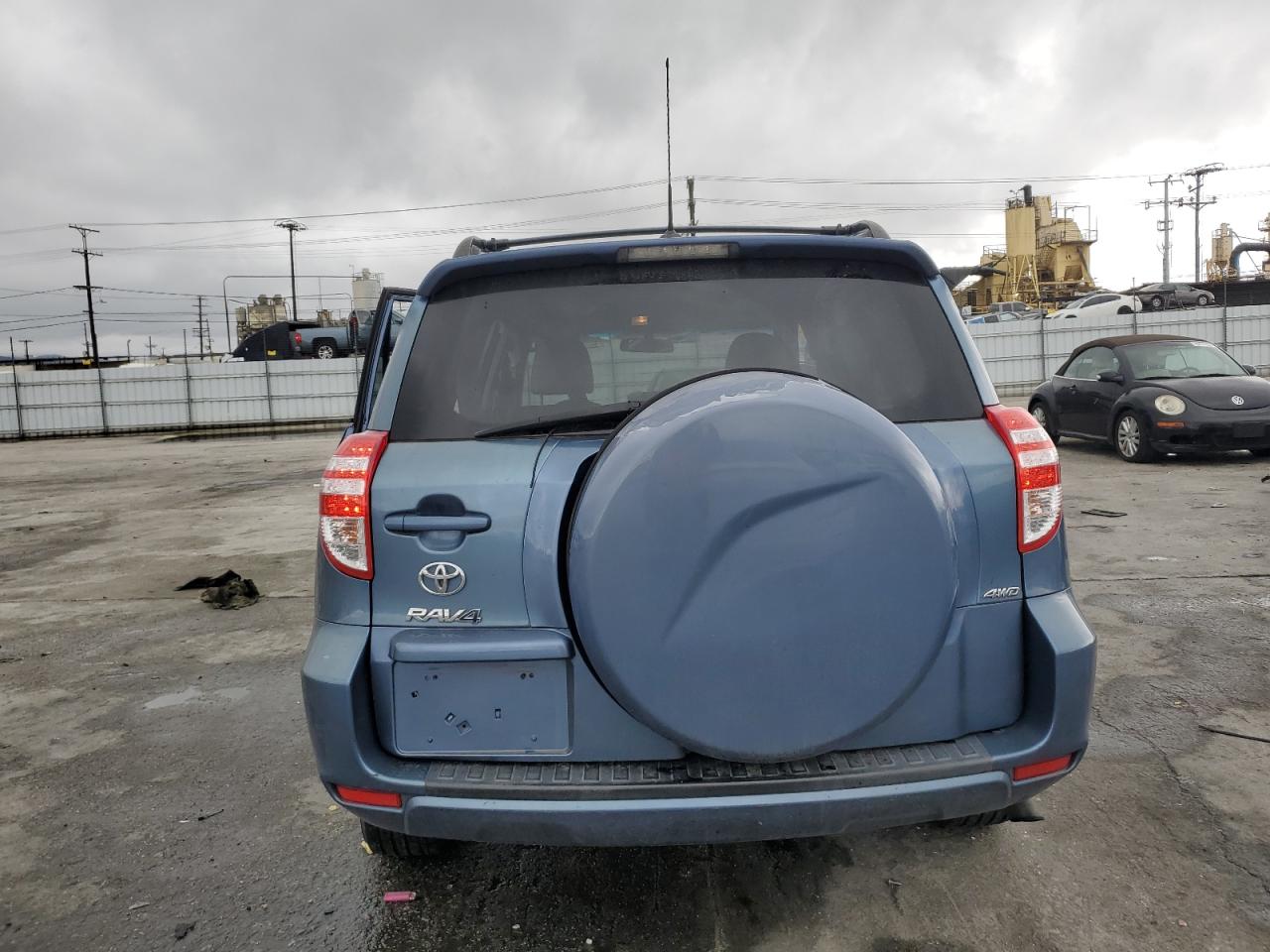 2011 Toyota RAV 4 - Image 6