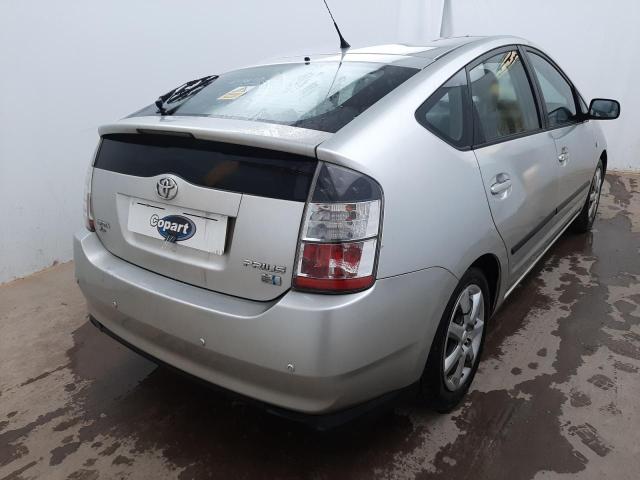 2005 TOYOTA PRIUS T SP