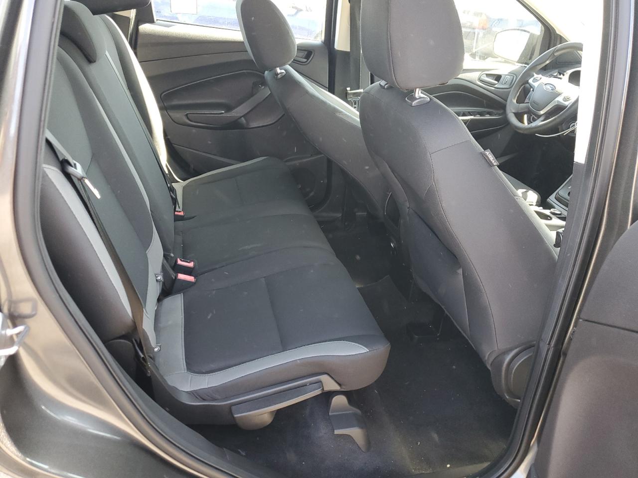 2015 Ford Escape - Image 10