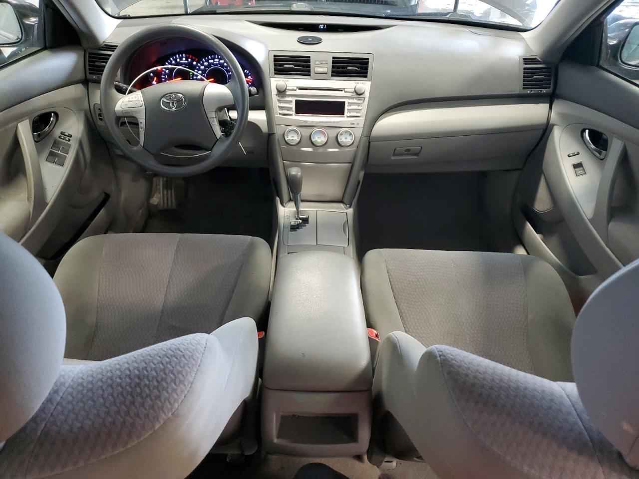 2011 Toyota Camry - Image 8