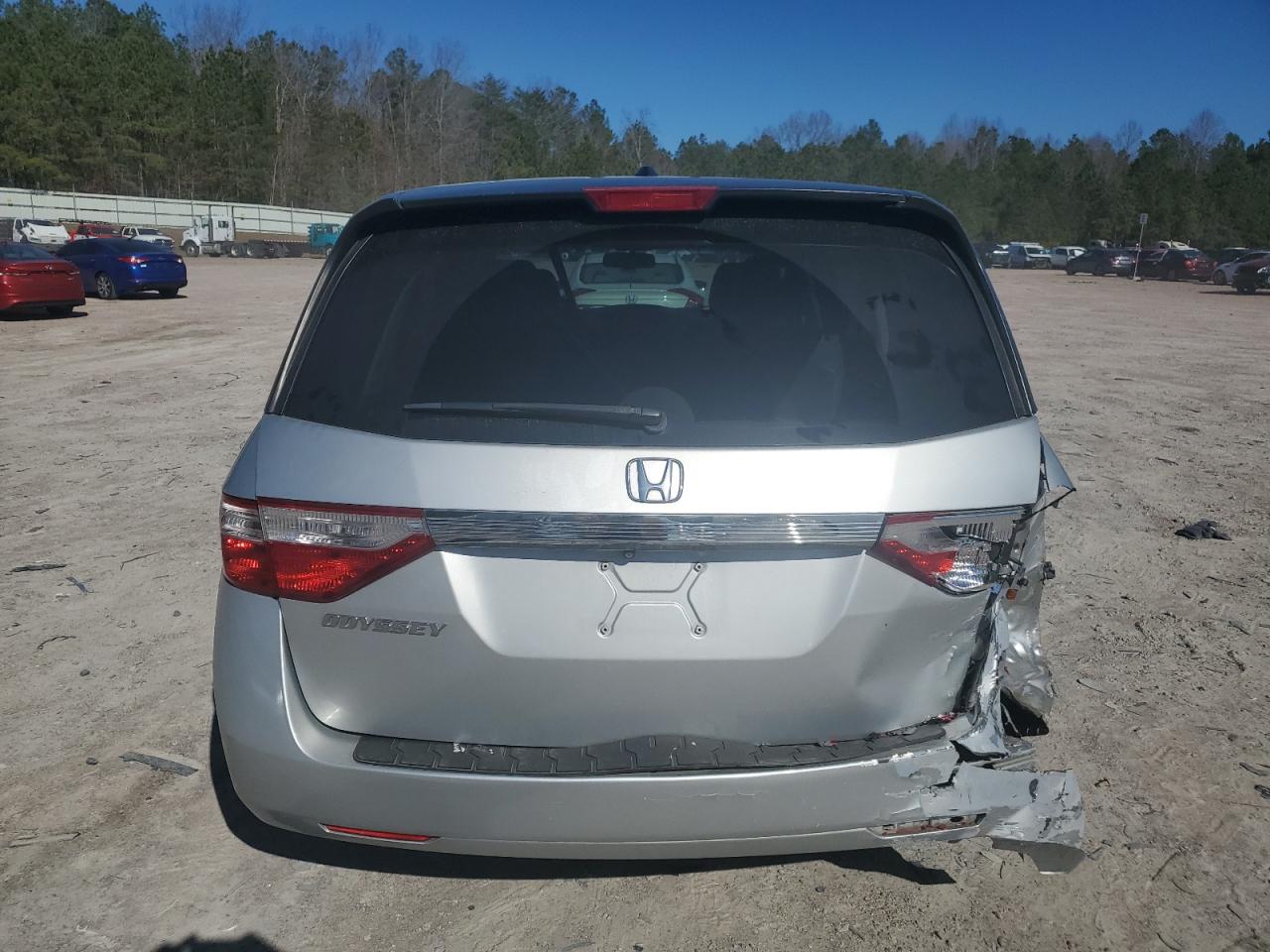 2011 Honda Odyssey - Image 6