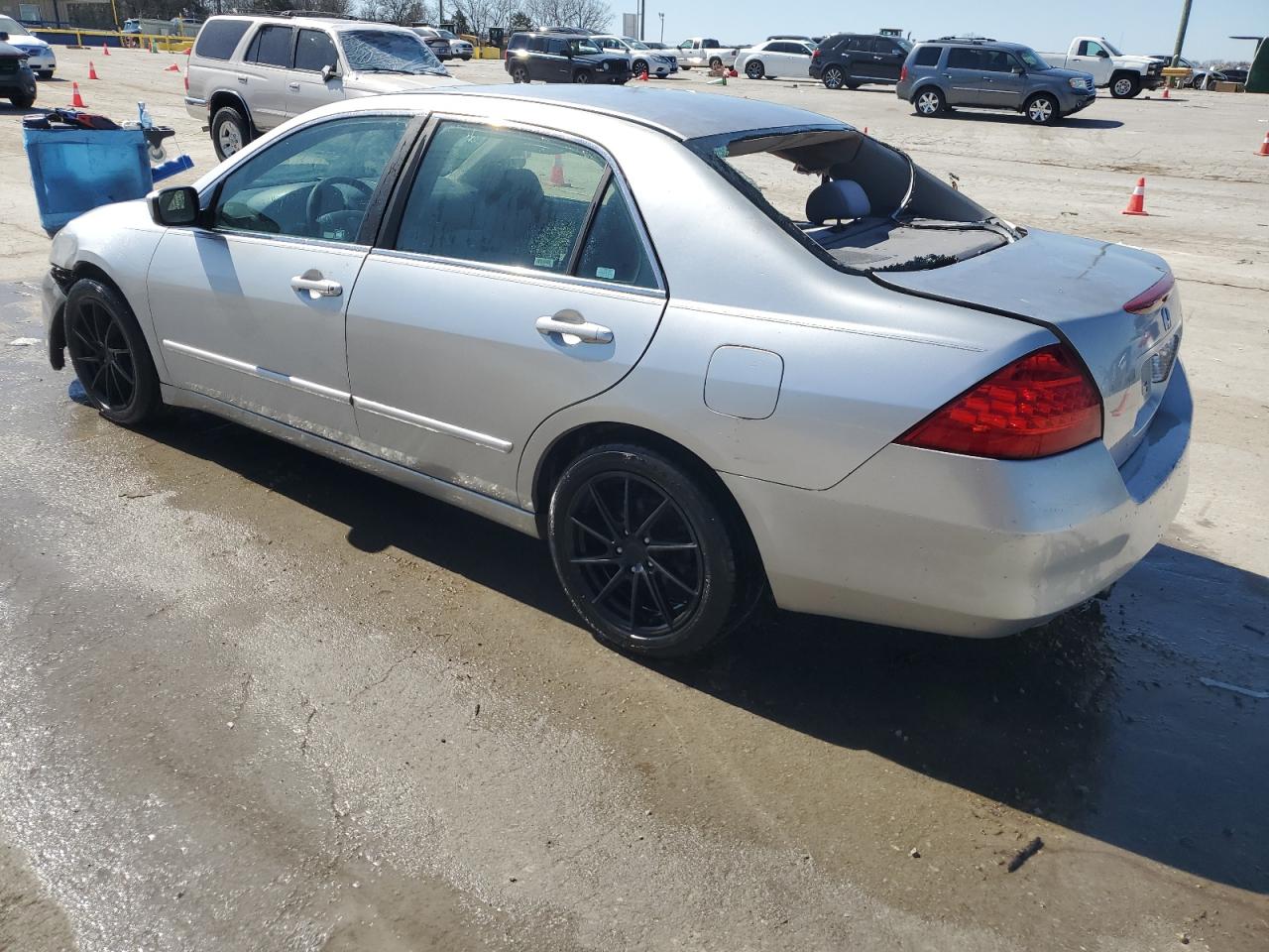 2007 Honda Accord - Image 2