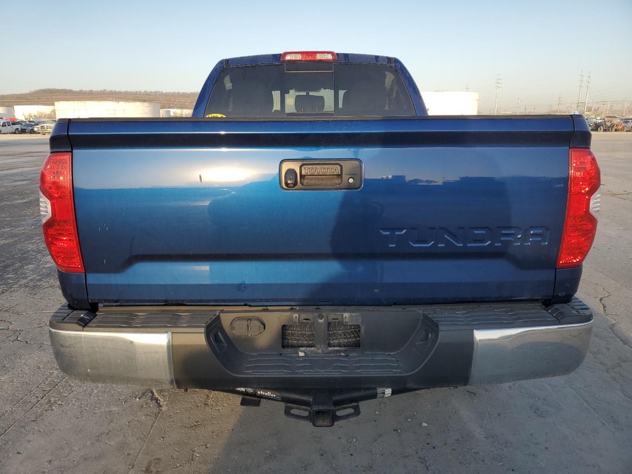 2015 Toyota Tundra - Image 6