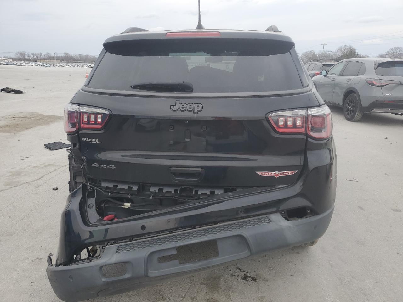 2018 Jeep Compass - Image 6