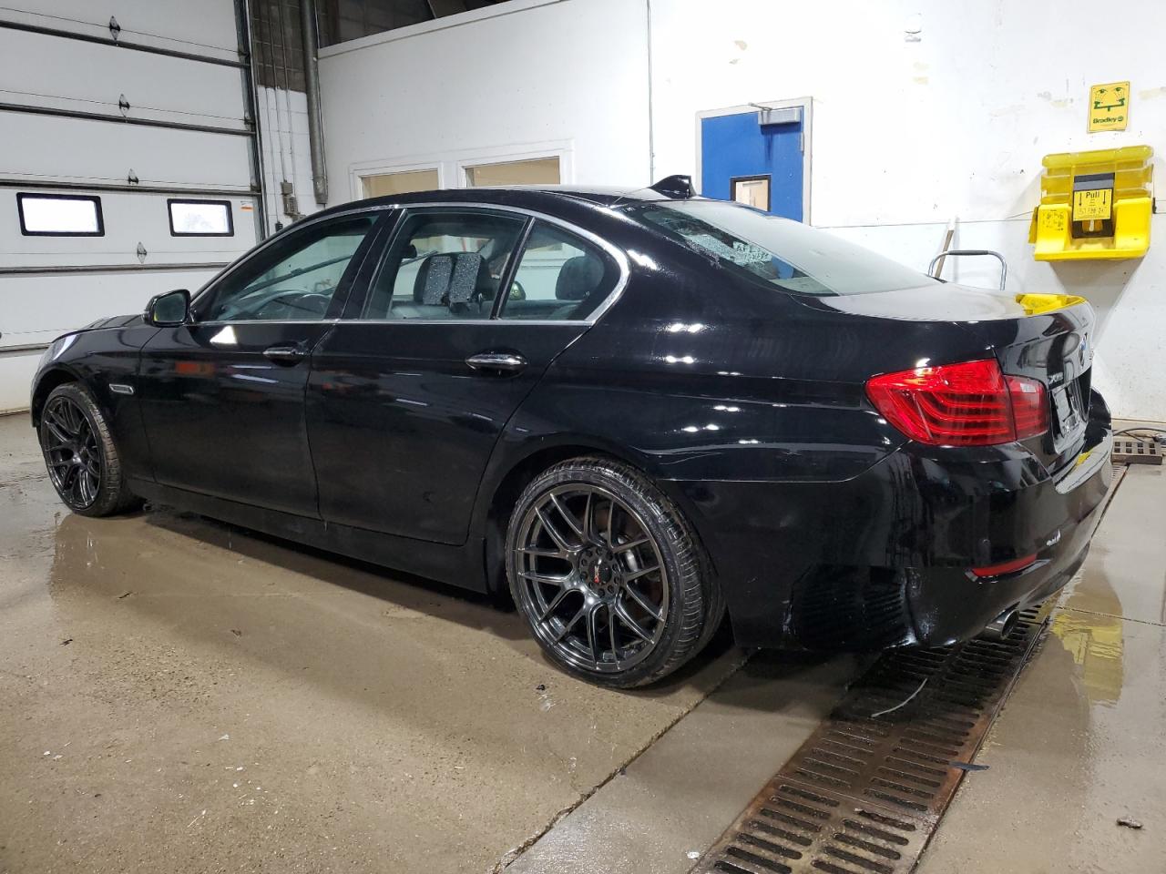 2016 BMW 5er - Image 2