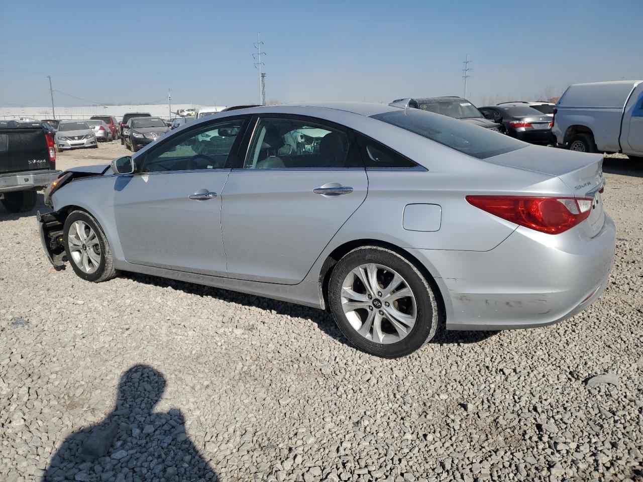 2011 Hyundai Sonata - Image 2