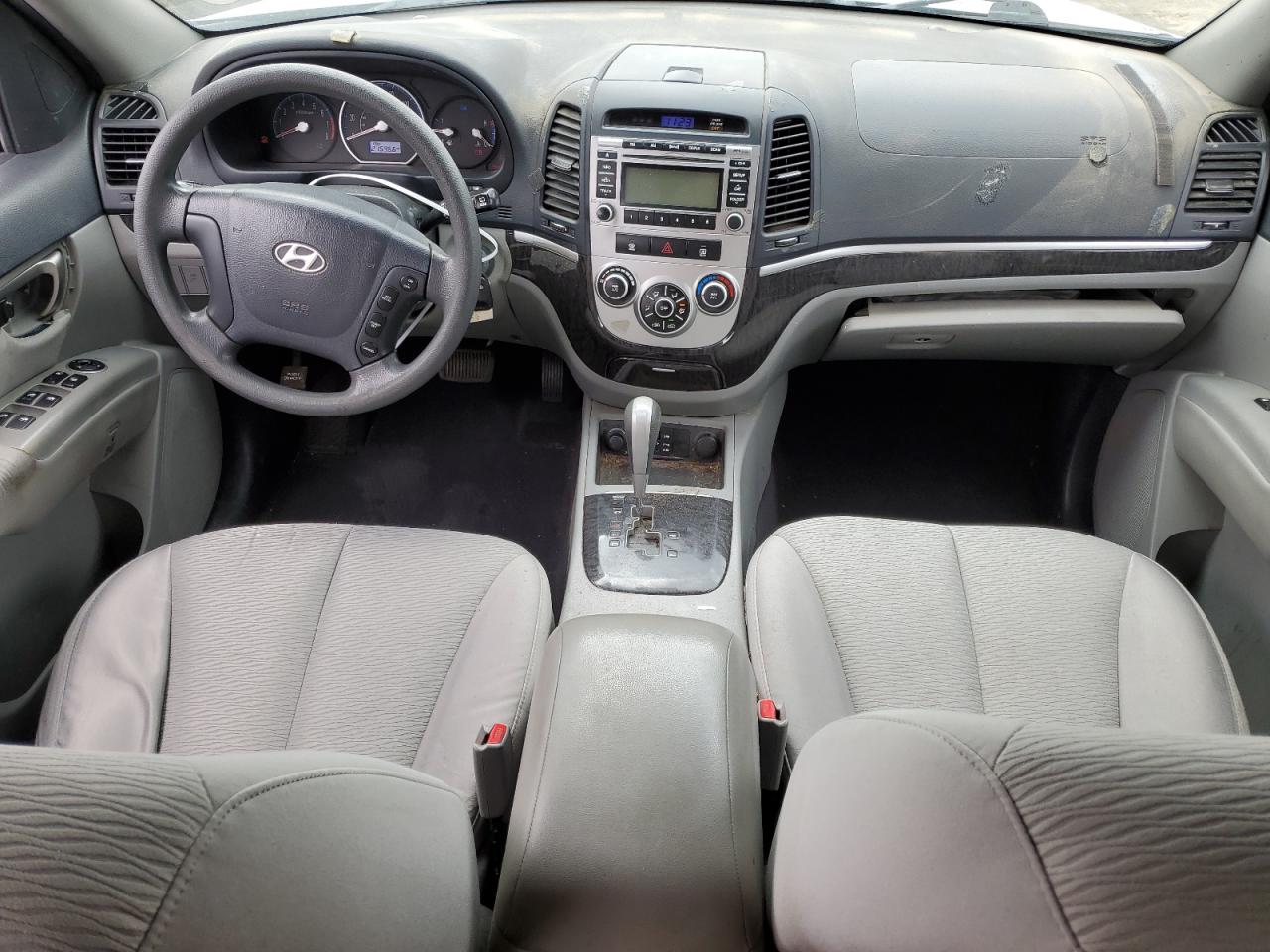 2009 Hyundai Santa Fe - Image 8
