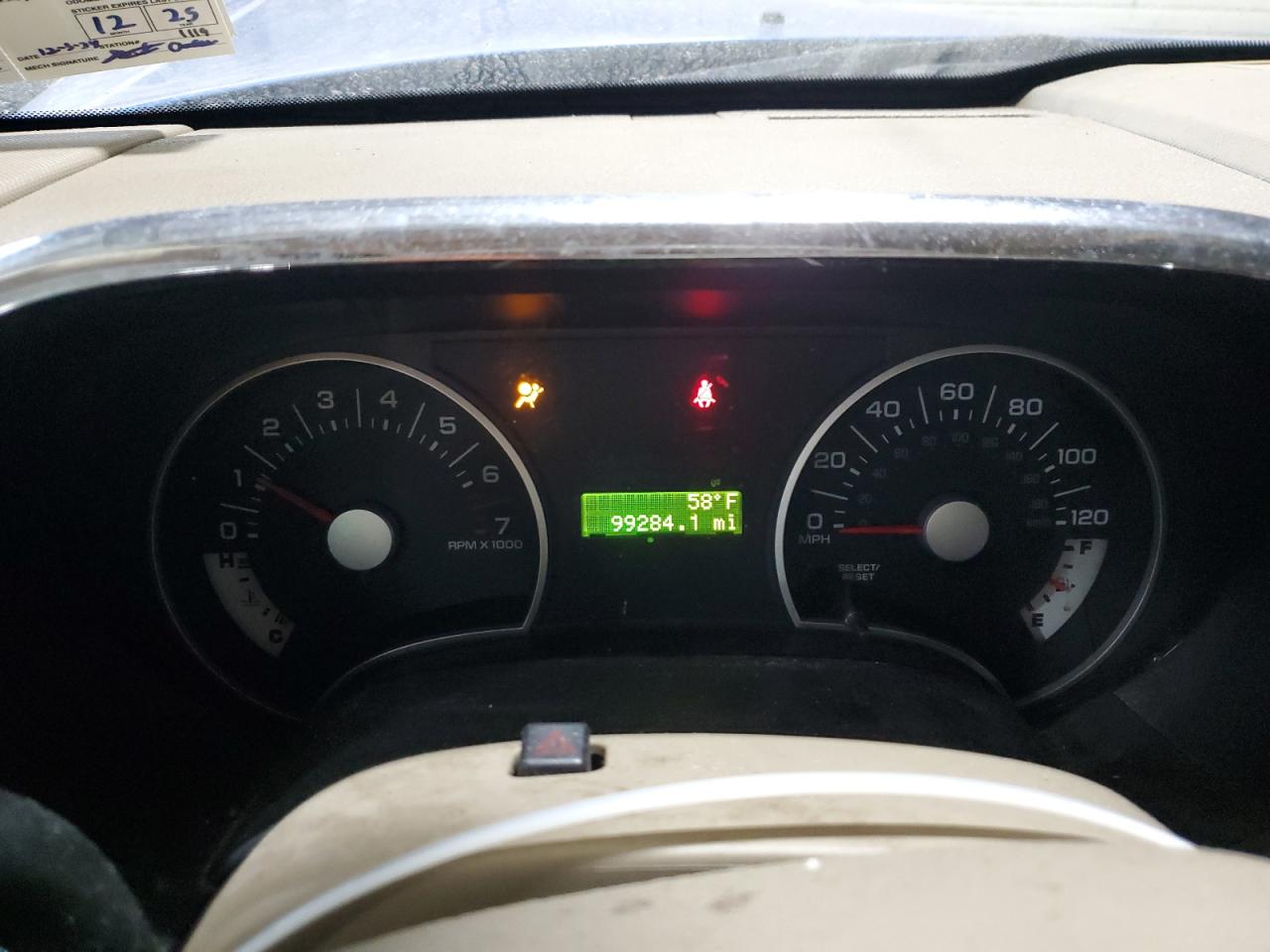 2010 Ford Explorer - Image 9