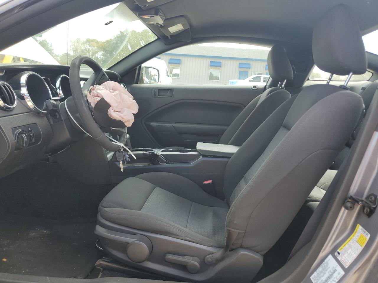 2007 Ford Mustang - Image 7