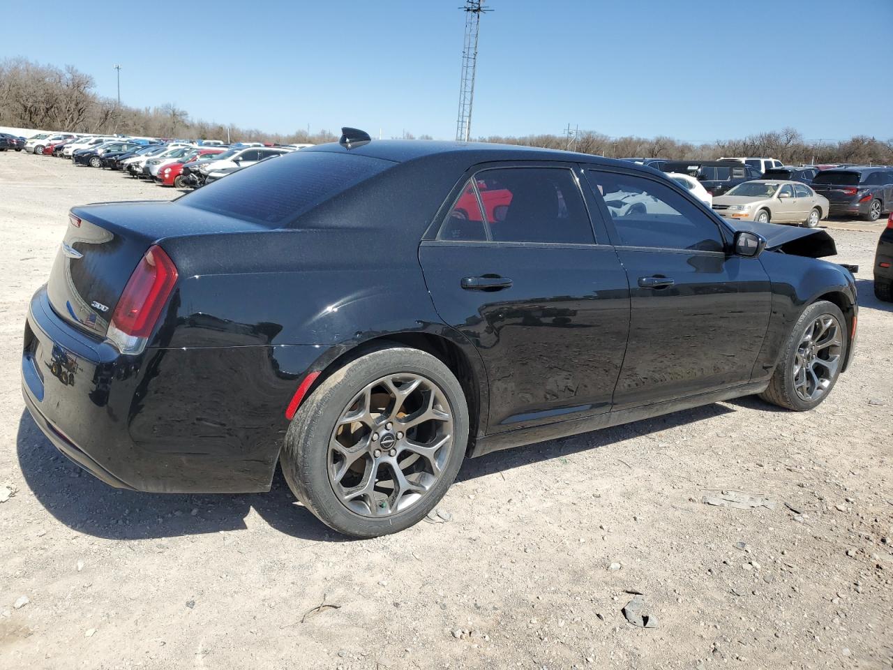 2018 Chrysler 300 - Image 3