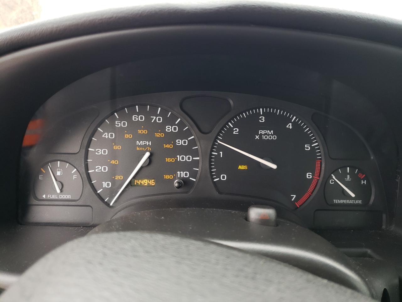 2000 Saturn SL - Image 9