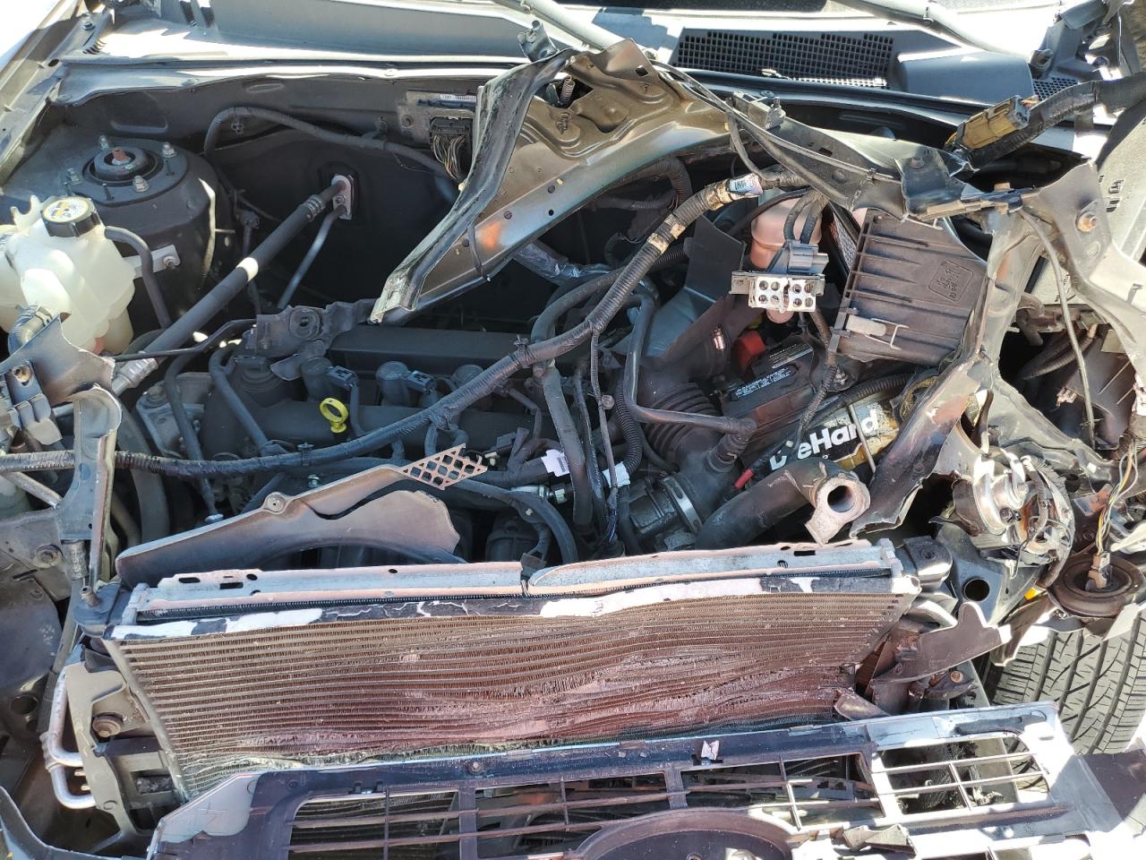 2011 Ford Escape - Image 12