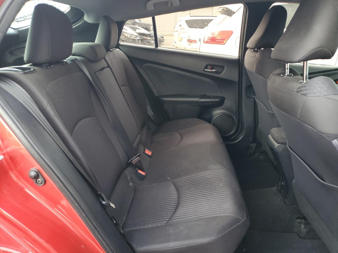 2016 Toyota Prius - Image 10