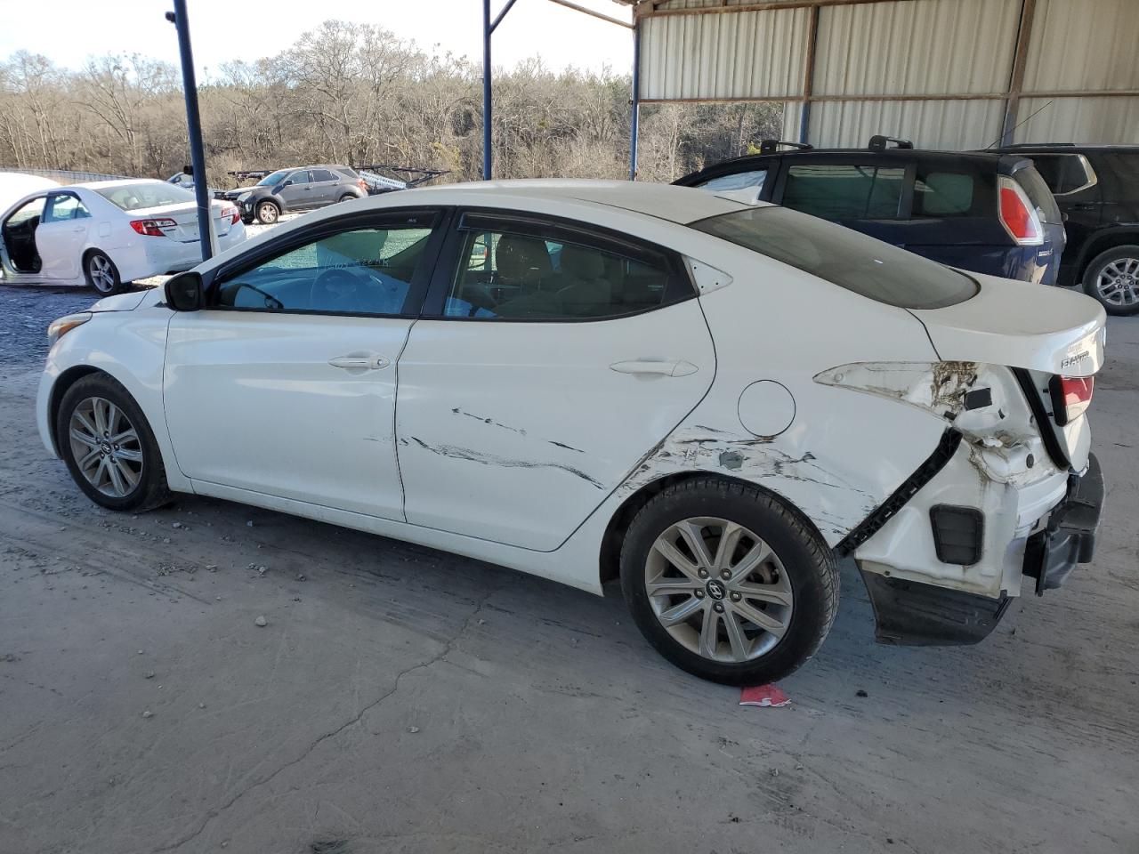 2016 Hyundai Elantra - Image 2
