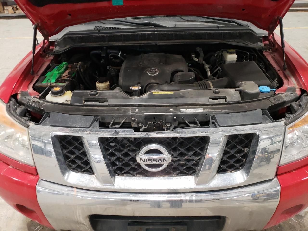 2010 Nissan Titan - Image 11