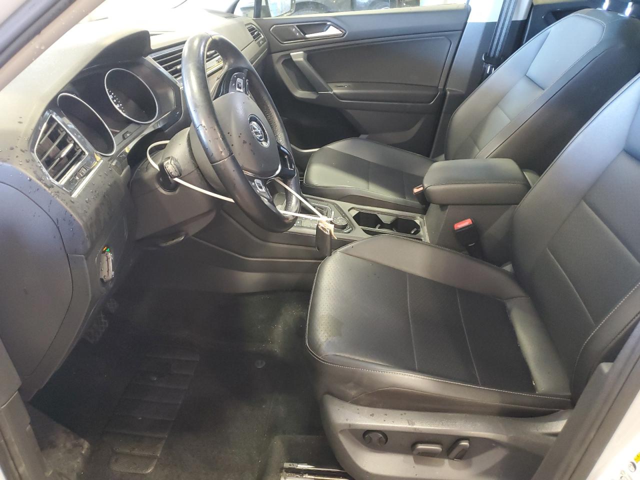 2018 Volkswagen Tiguan - Image 7