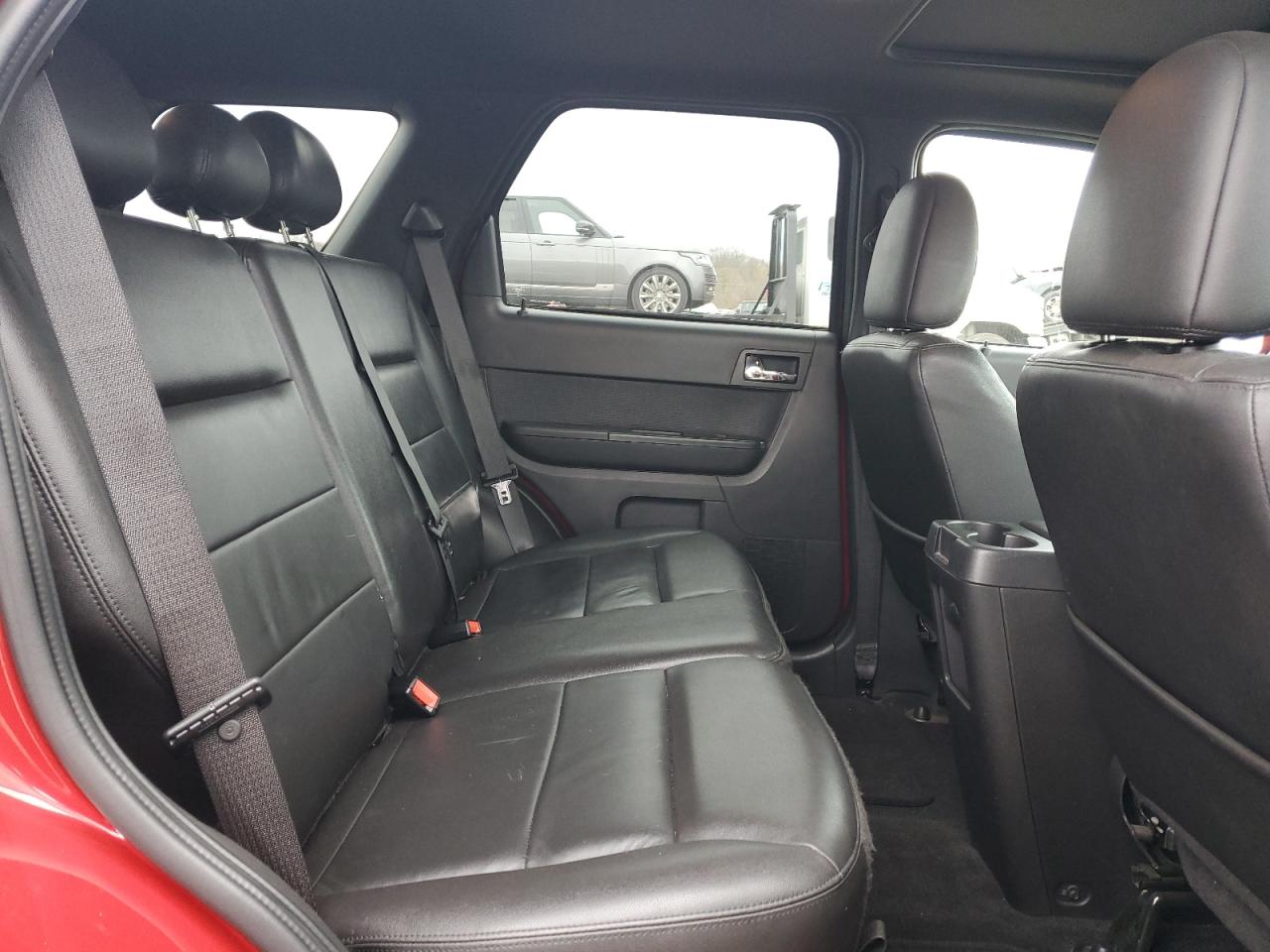 2009 Ford Escape - Image 11