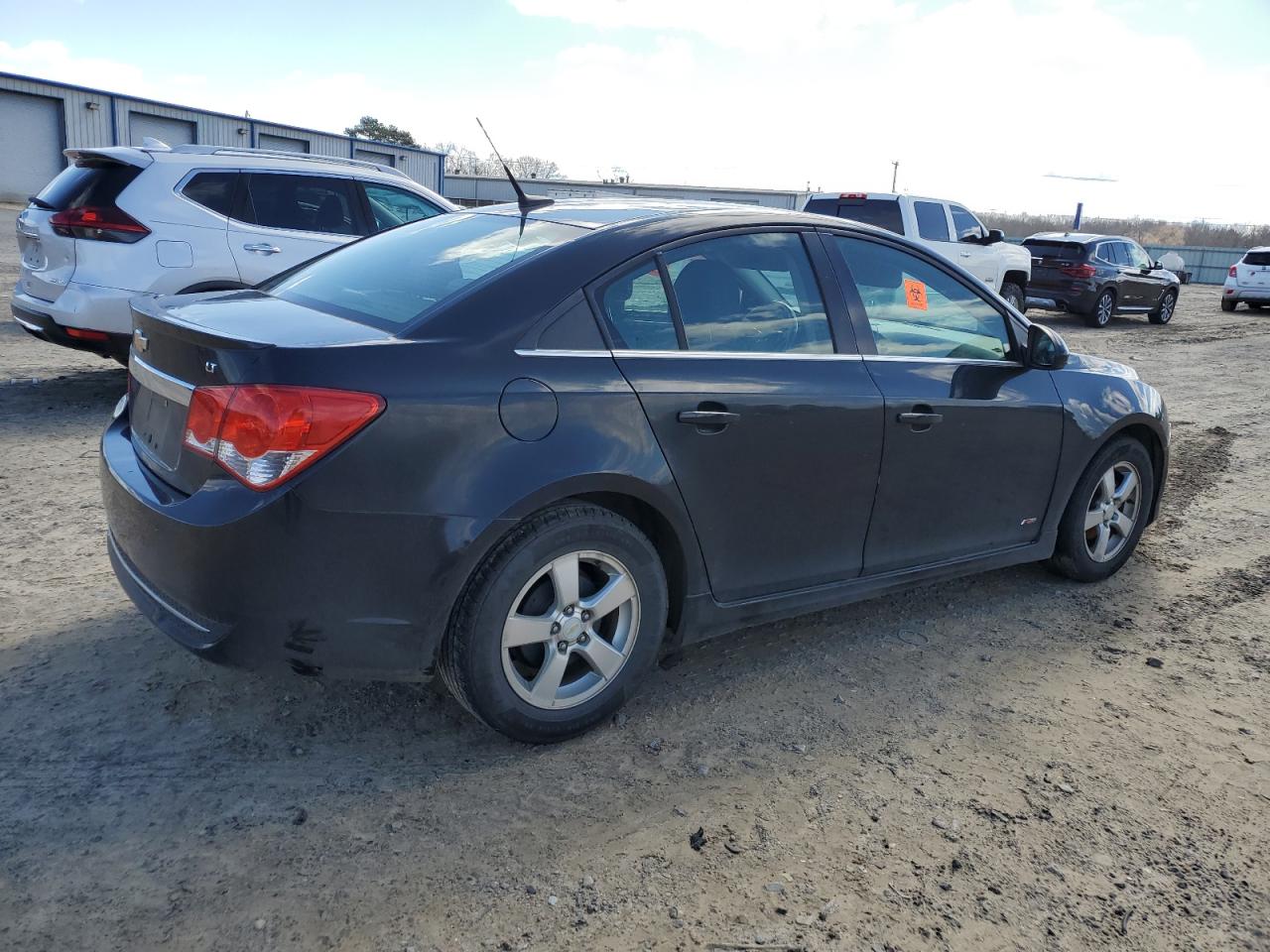 2011 Chevrolet Cruze - Image 3