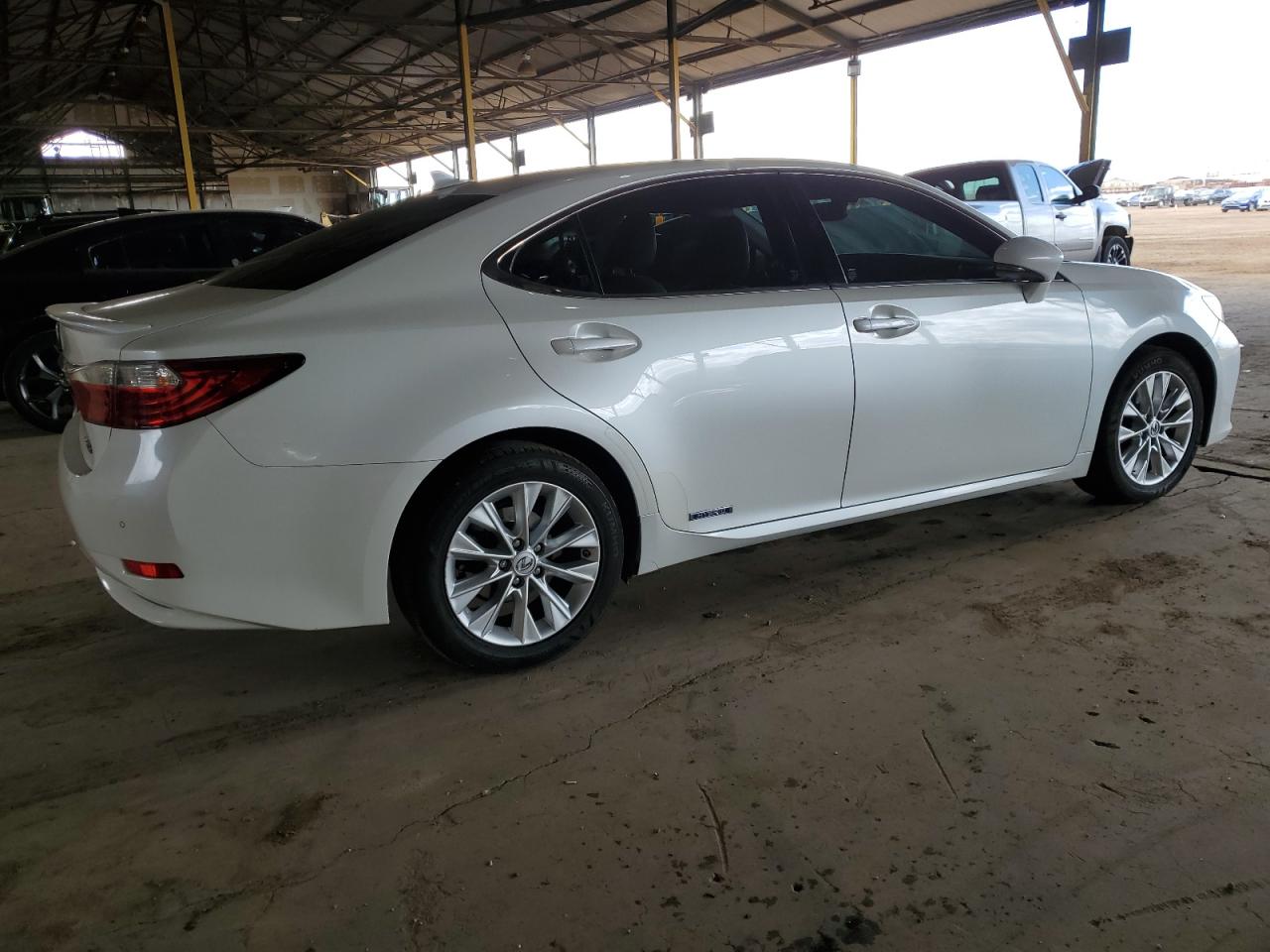 2013 Lexus ES - Image 3