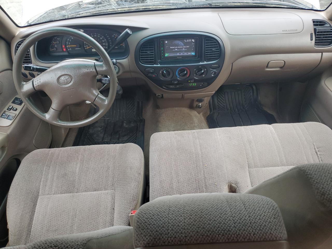 2002 Toyota Tundra - Image 8