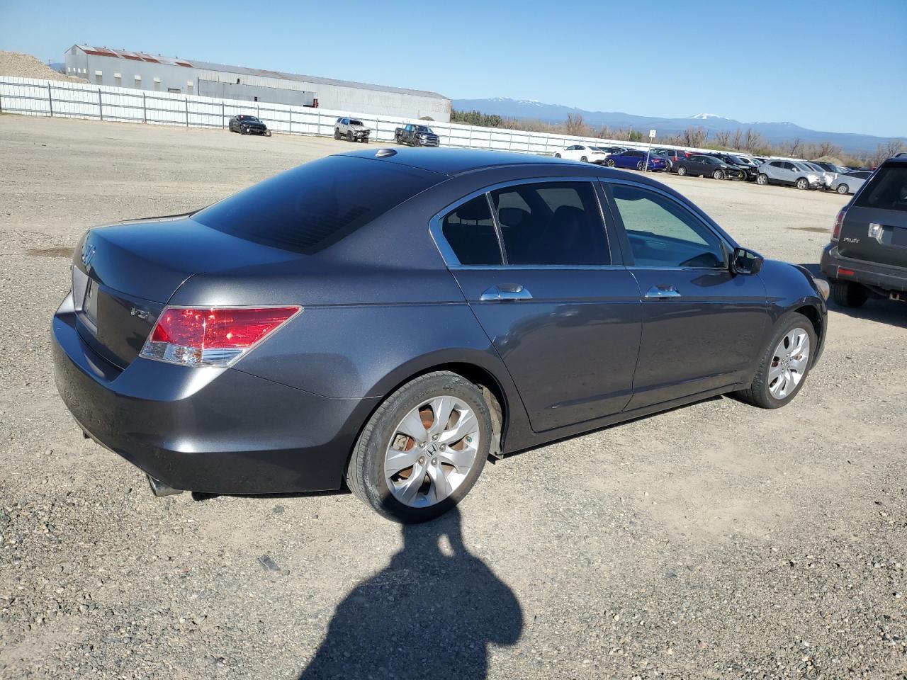 2009 Honda Accord - Image 3