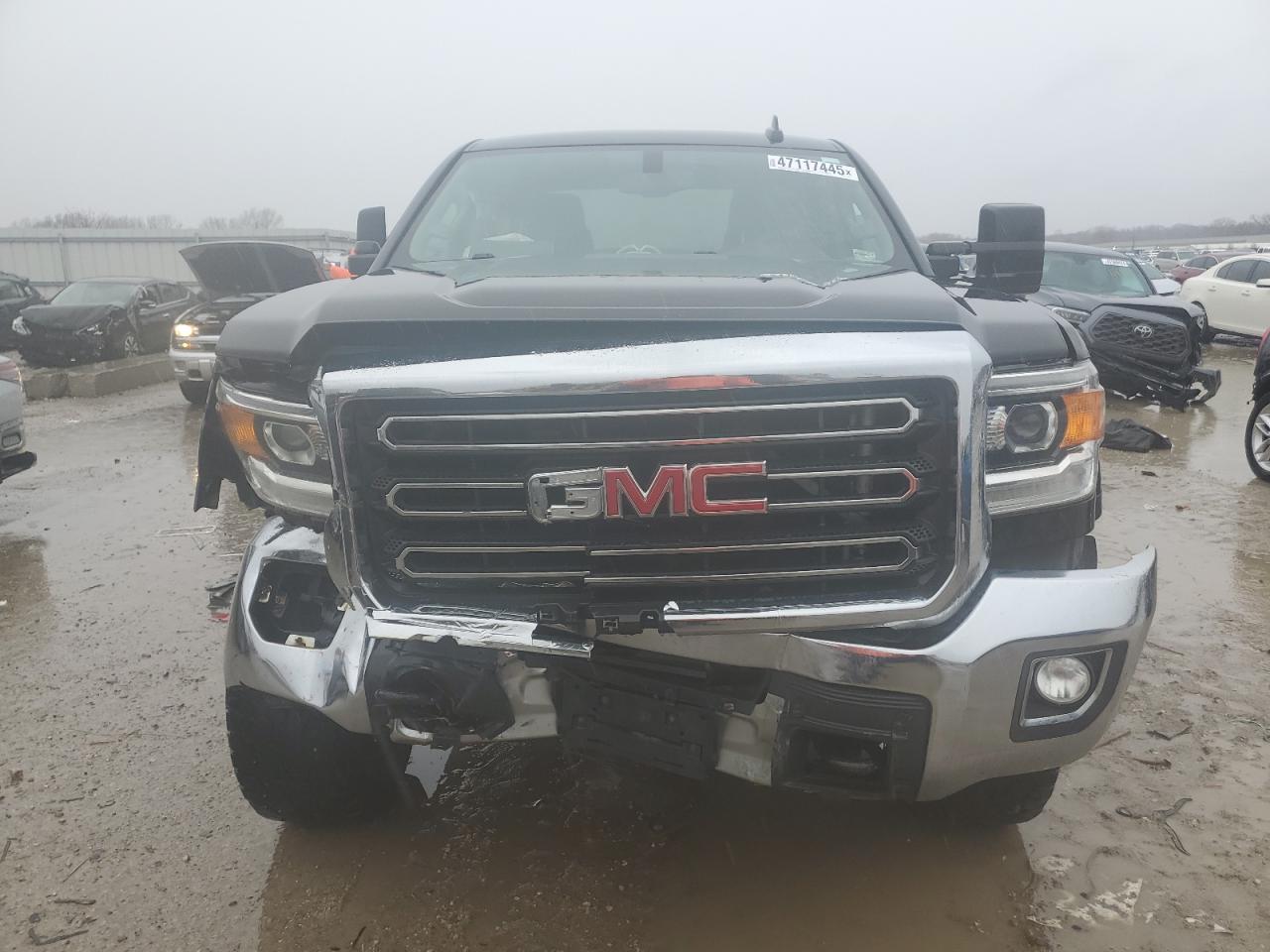 2017 GMC Sierra - Image 5
