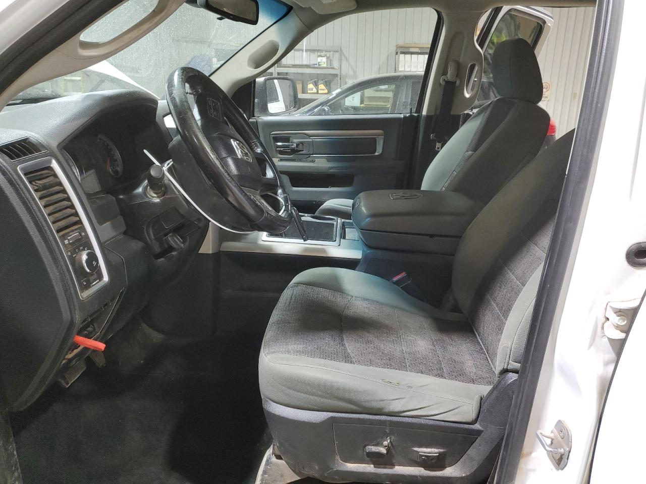 2014 RAM 1500 - Image 7