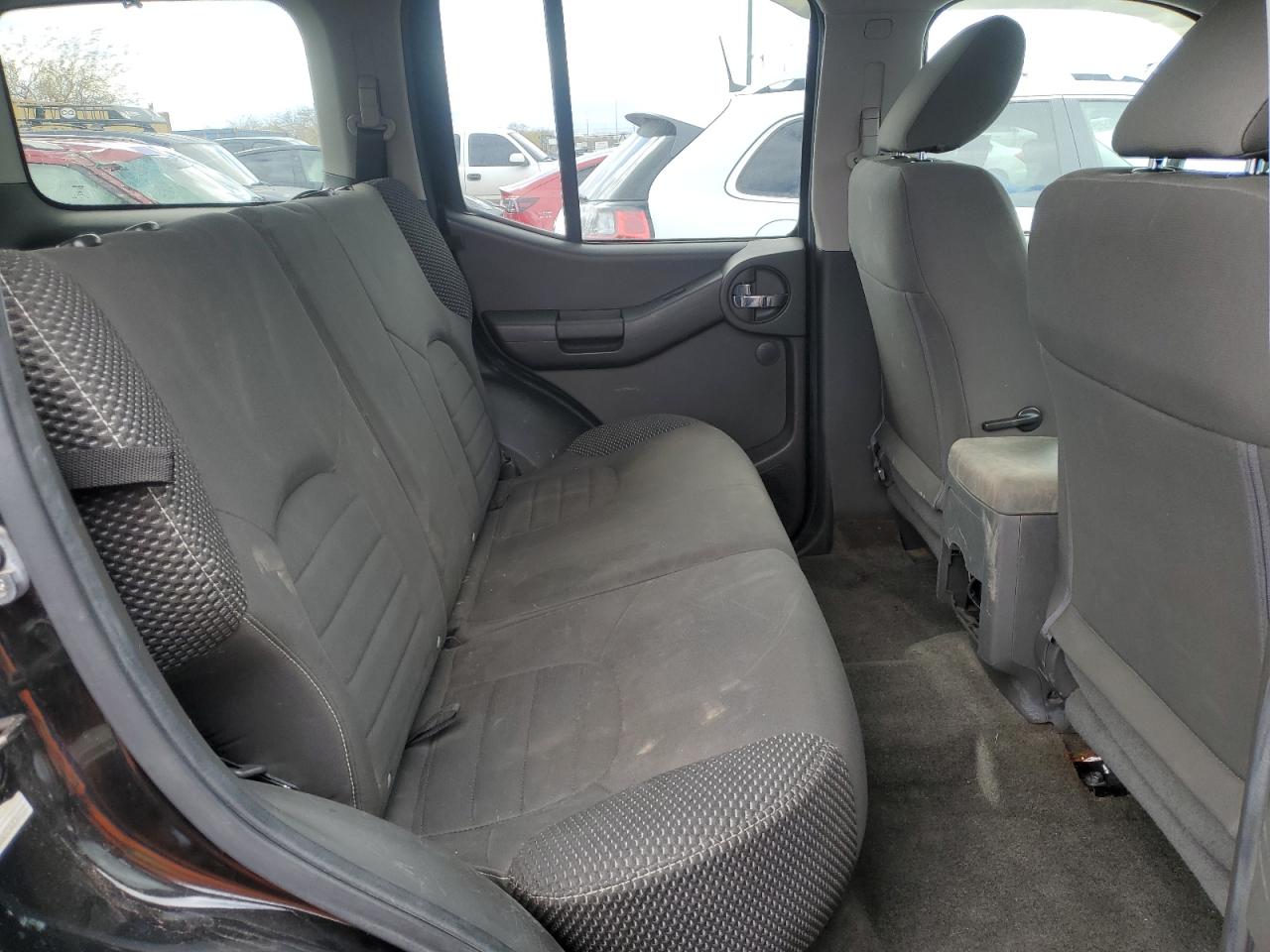 2013 Nissan XTerra - Image 11