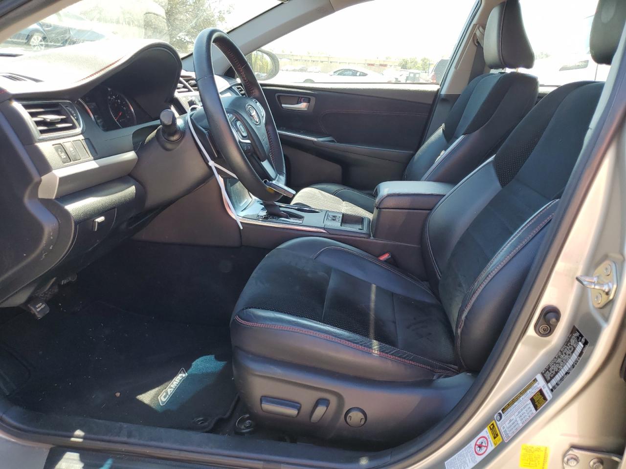 2015 Toyota Camry - Image 7