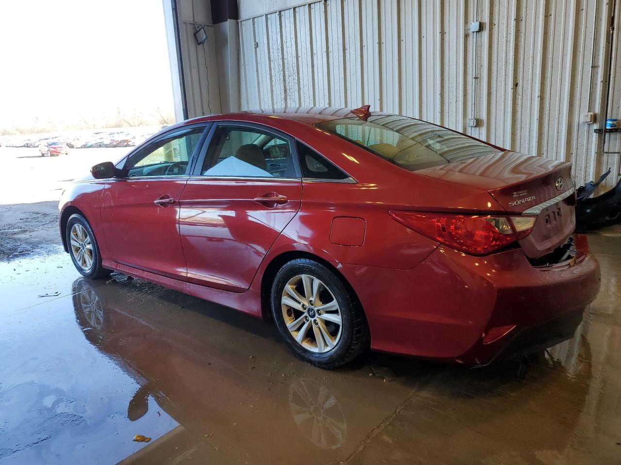 2014 Hyundai Sonata - Image 2
